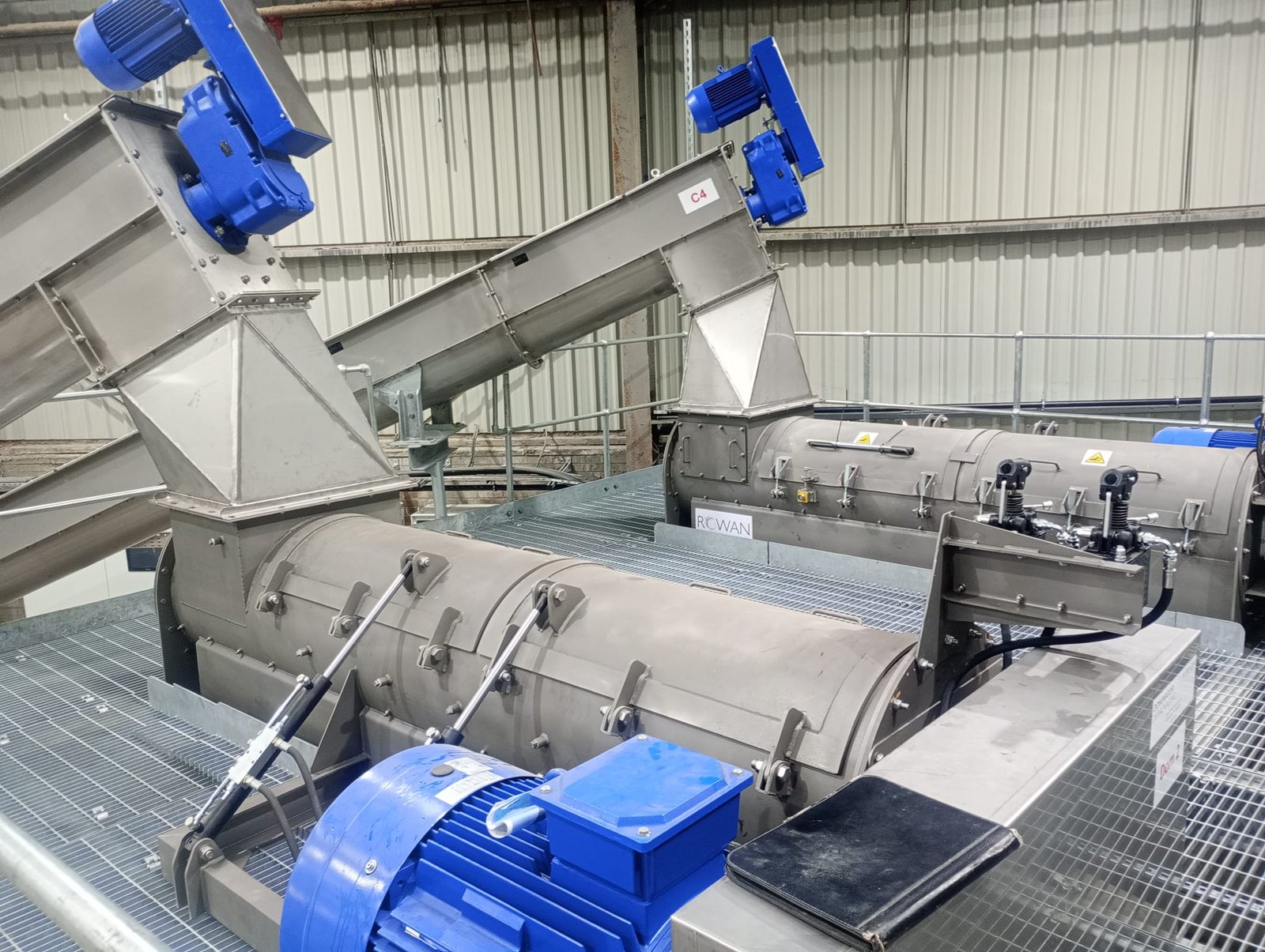 Dominator depackaging